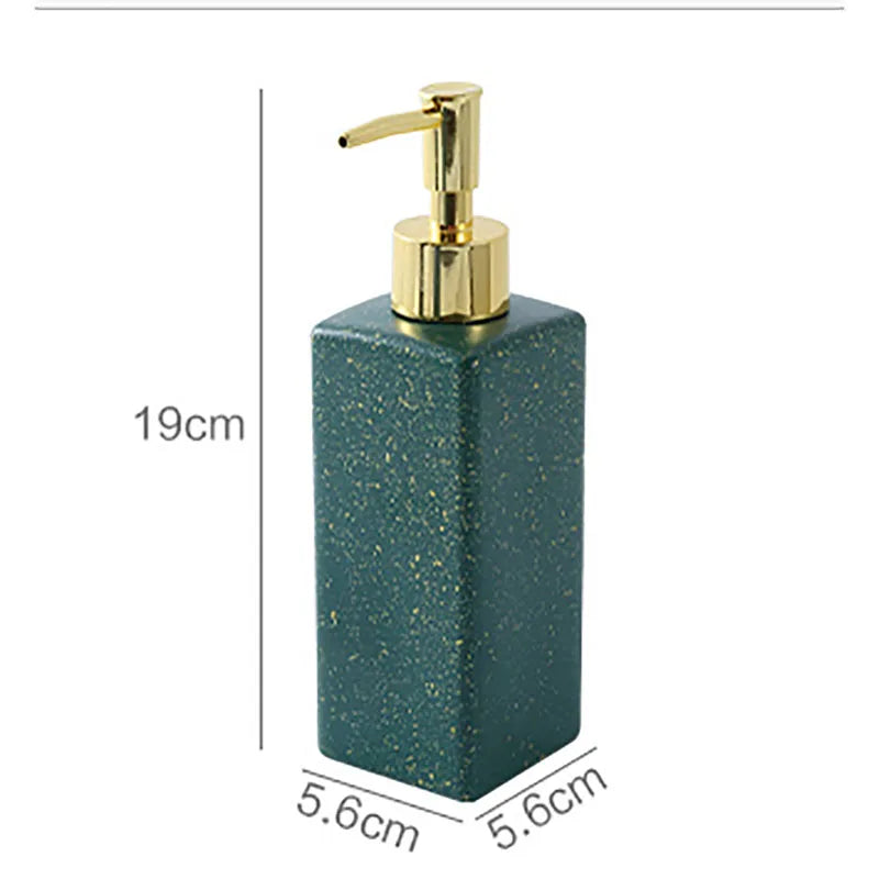 European-Style Minimalist Bathroom Lotion Dispenser