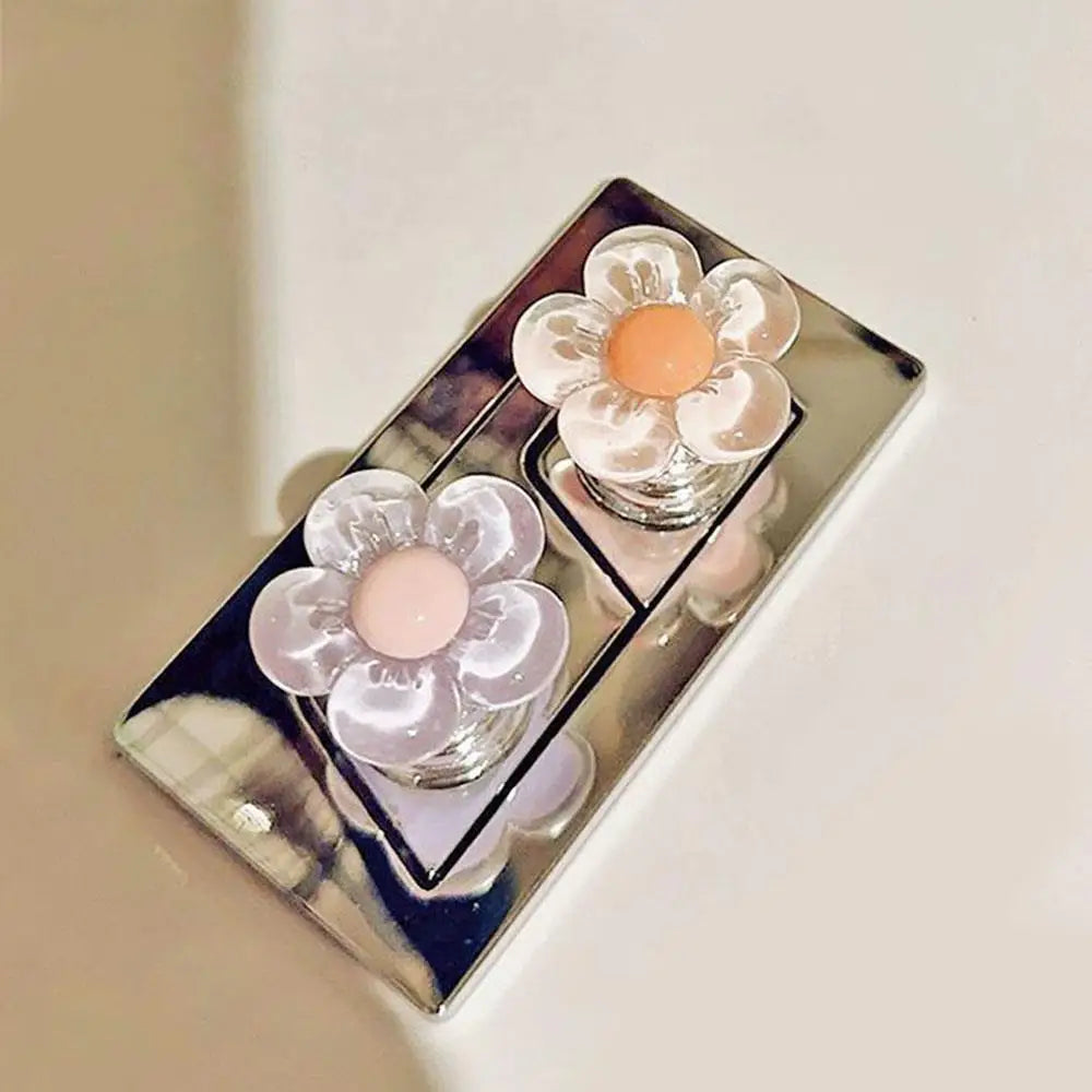 Creative Flower-Shaped Toilet Flush Button