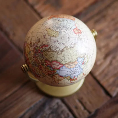 360° Rotating Desktop Globe